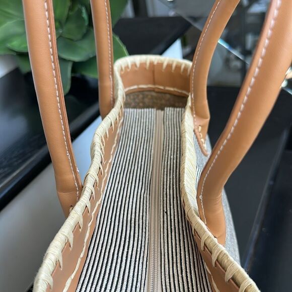 NEW Flora Bella Revolve beach tote shoulder purse zipper - Picture 10 of 11